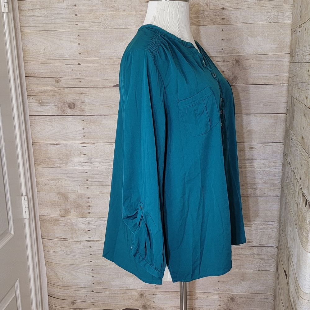 Blouse - Picture 2 of 5